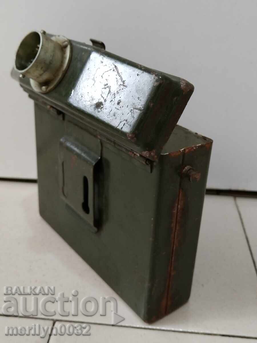 Παράδοση Στρατιωτικό μεταλλικό κουτί Β' Παγκοσμίου Πολέμου, κιβώτιο