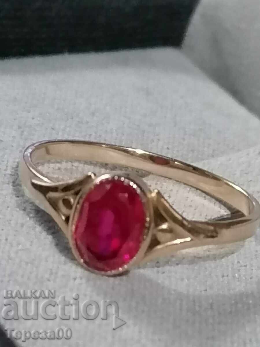 Стар златен руски пръстенс рубин СССР 583 - 6 Стар златен руски пръстенс рубин СССР 583 - 6