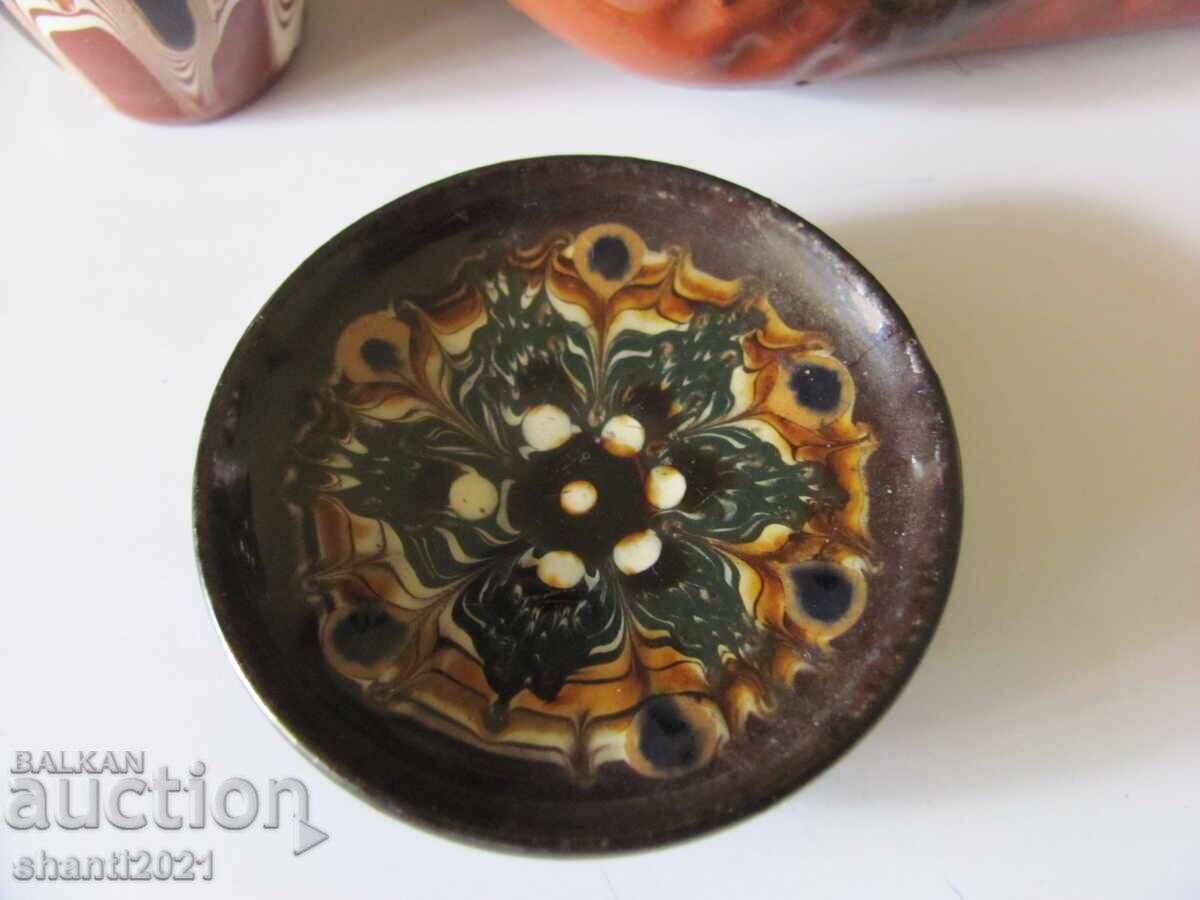 Δημοπρασία Κεραμικά μινιατούρες, φολκ μοτίβα - 4 τεμάχια Δημοπρασία Κεραμικά μινιατούρες, φολκ μοτίβα - 4 τεμάχια