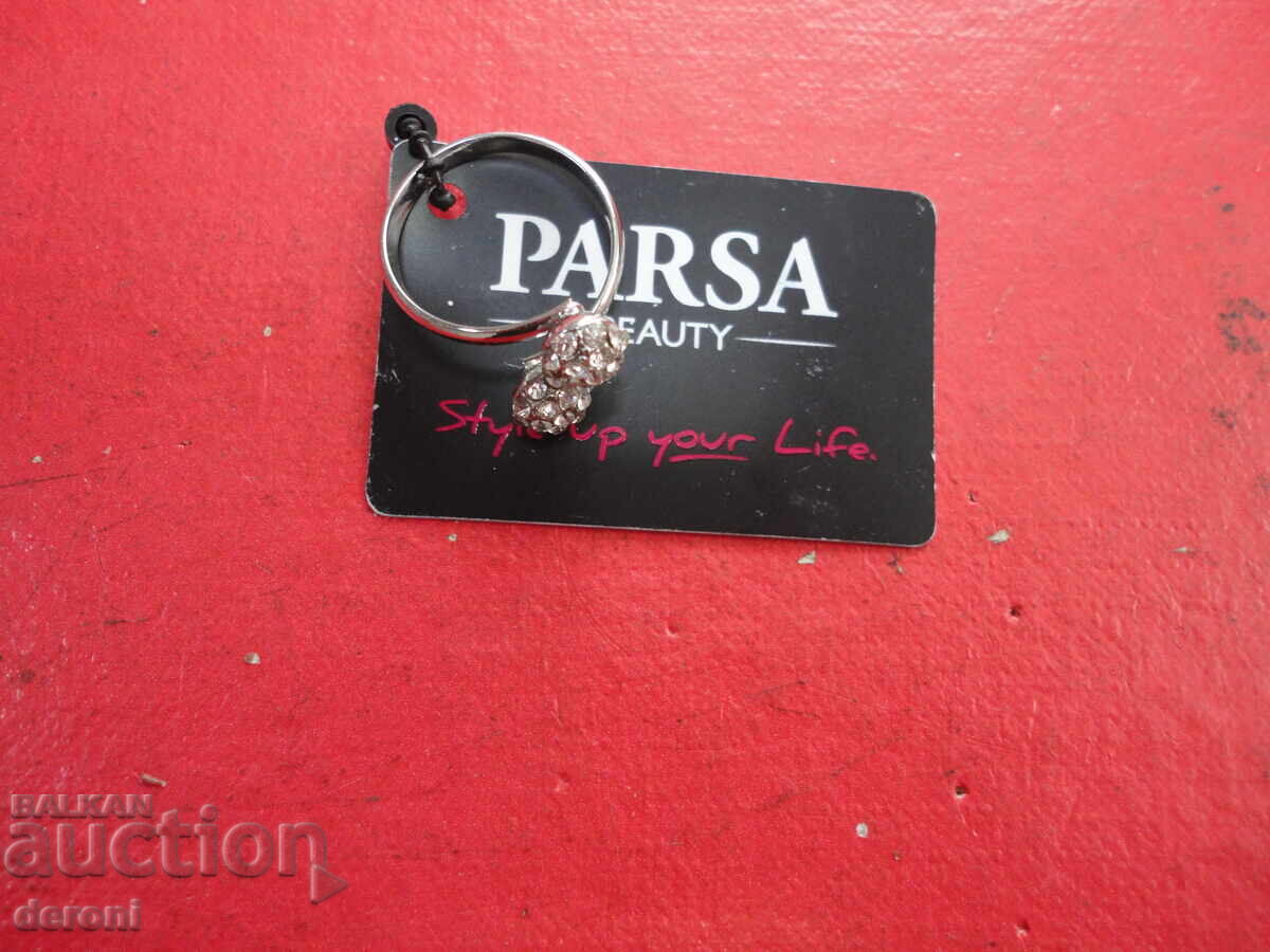 Доставка на Страхотен пръстен с камъни 22 Доставка на Страхотен пръстен с камъни 22