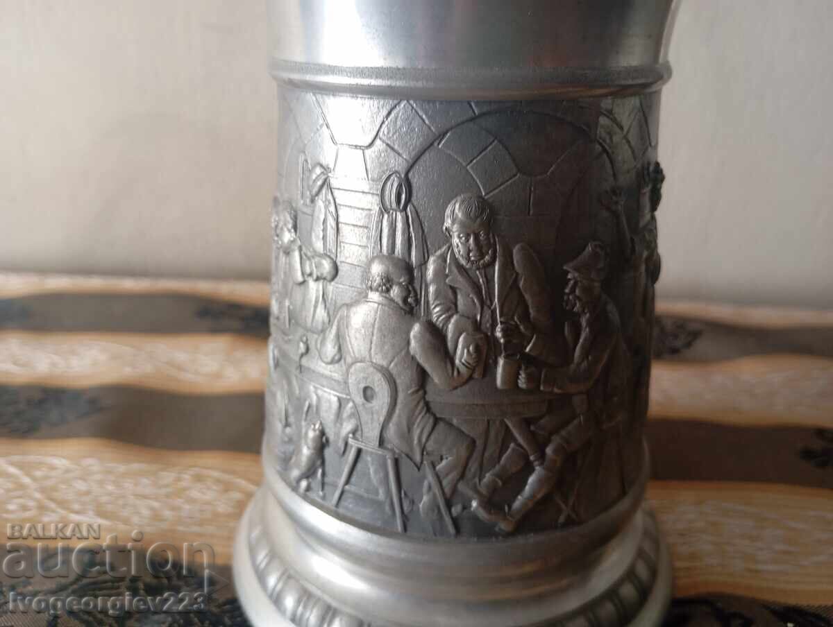 Халба за бира с цена 80.00 лв. | € 40.90