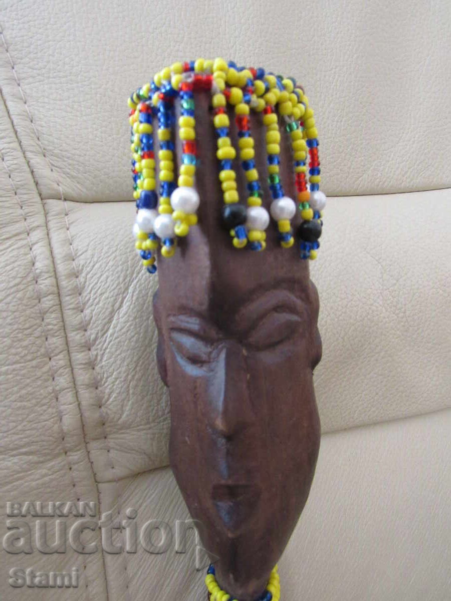 Κεφαλή ανδρικής φιγούρας από βασιλικό έβενο από την Αιθιοπία, Αφρική με τιμή 69.00 BGN | € 35.28