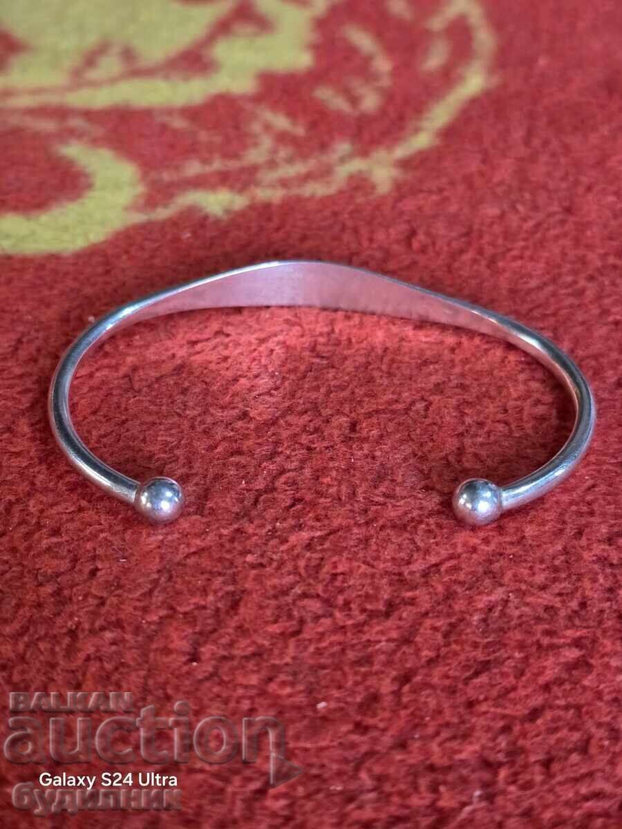 Solid Silver Bracelet. 10.33 grams. View and - 5 Solid Silver Bracelet. 10.33 grams. View and - 5
