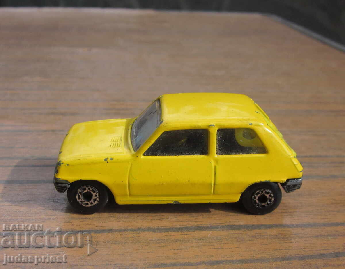 Delivery of Bulgarian toy car Renault 5 Matchbox Bulgaria