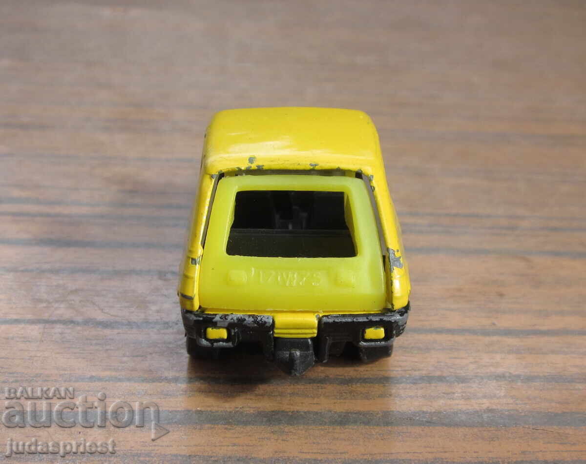 Bulgarian toy car Renault 5 Matchbox Bulgaria - 5 Bulgarian toy car Renault 5 Matchbox Bulgaria - 5