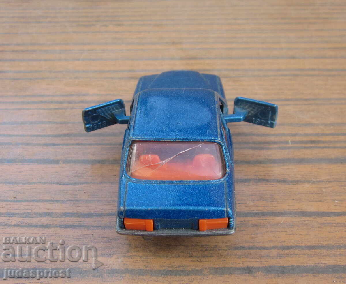 Παλιό Γερμανικό παιδικό αυτοκινητάκι Mercedes Benz 500 SE siku με τιμή 25.00 BGN | € 12.78 Παλιό Γερμανικό παιδικό αυτοκινητάκι Mercedes Benz 500 SE siku με τιμή 25.00 BGN | € 12.78