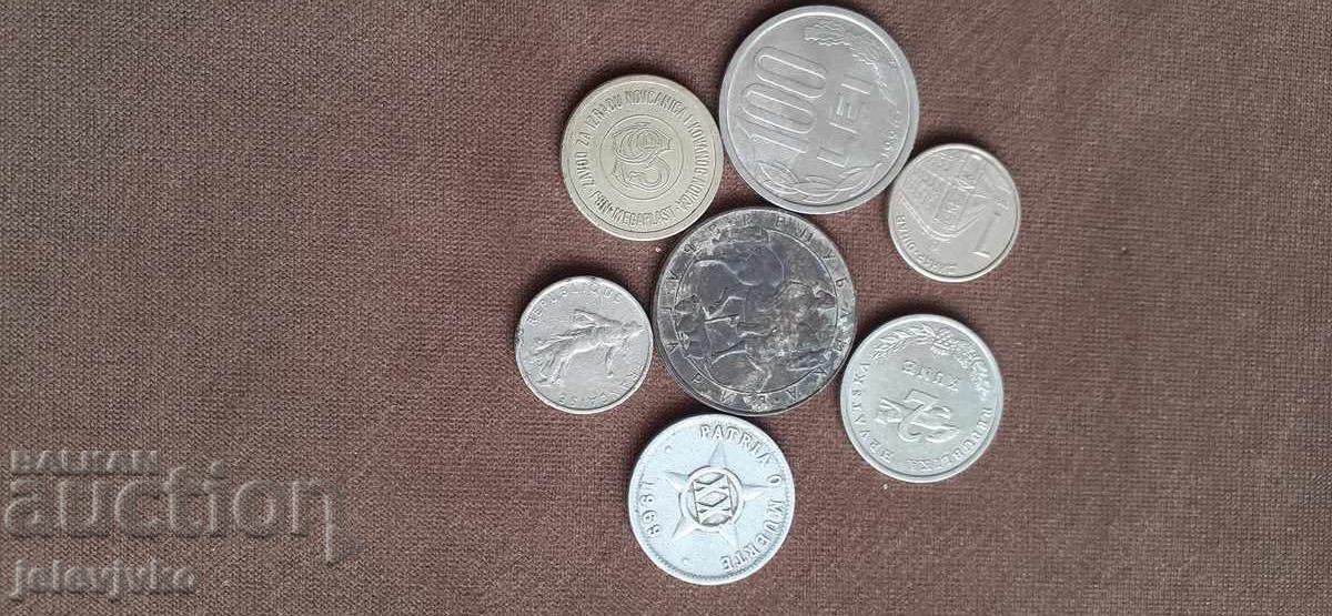 O mulțime de monede cu preț 7.00 BGN | € 3.58 O mulțime de monede cu preț 7.00 BGN | € 3.58