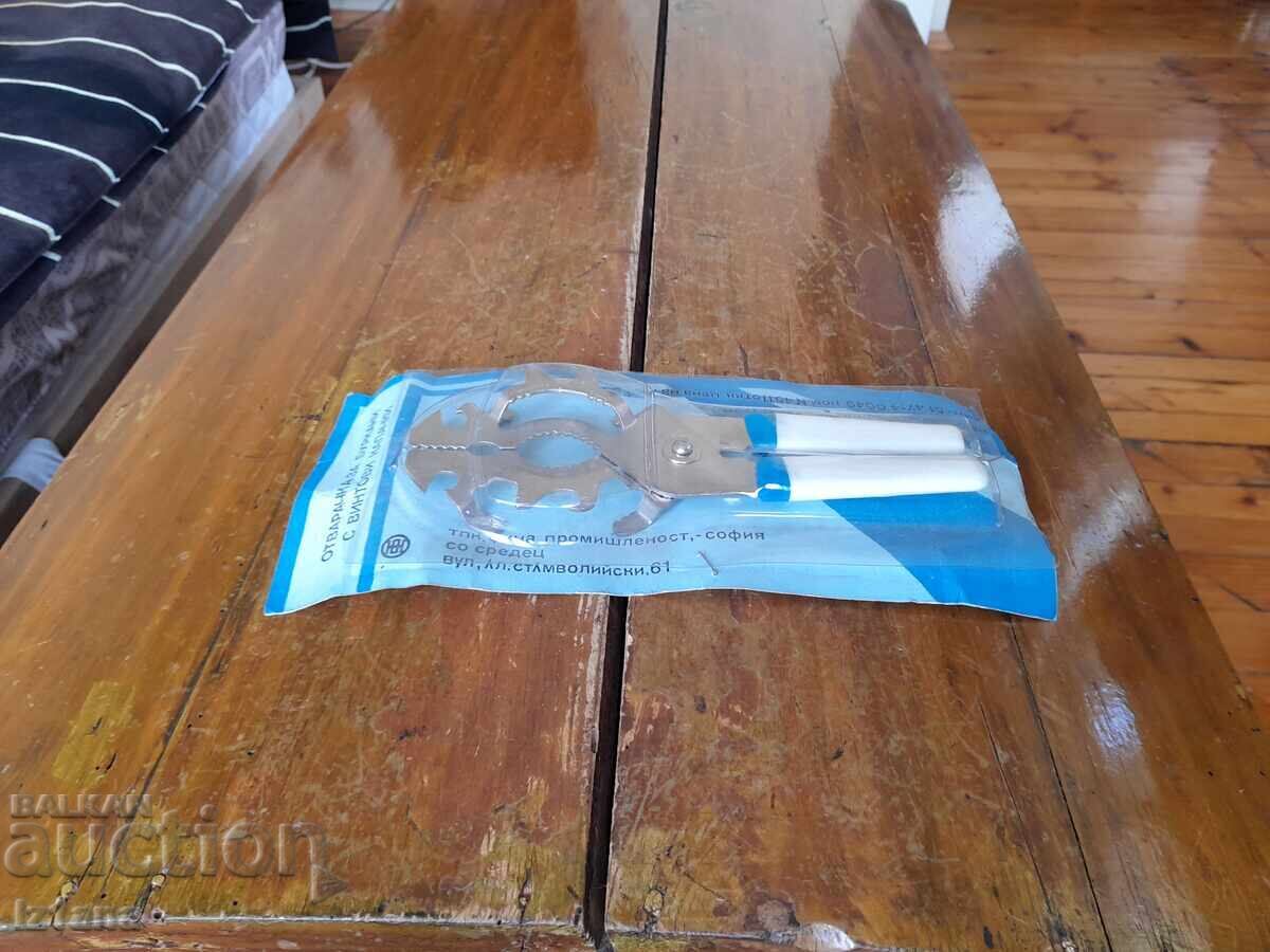 Old jar opener for screw caps Old jar opener for screw caps