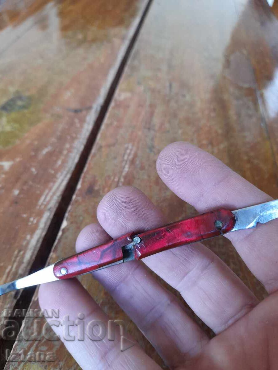 Delivery of Old pocket knife, blade, blade