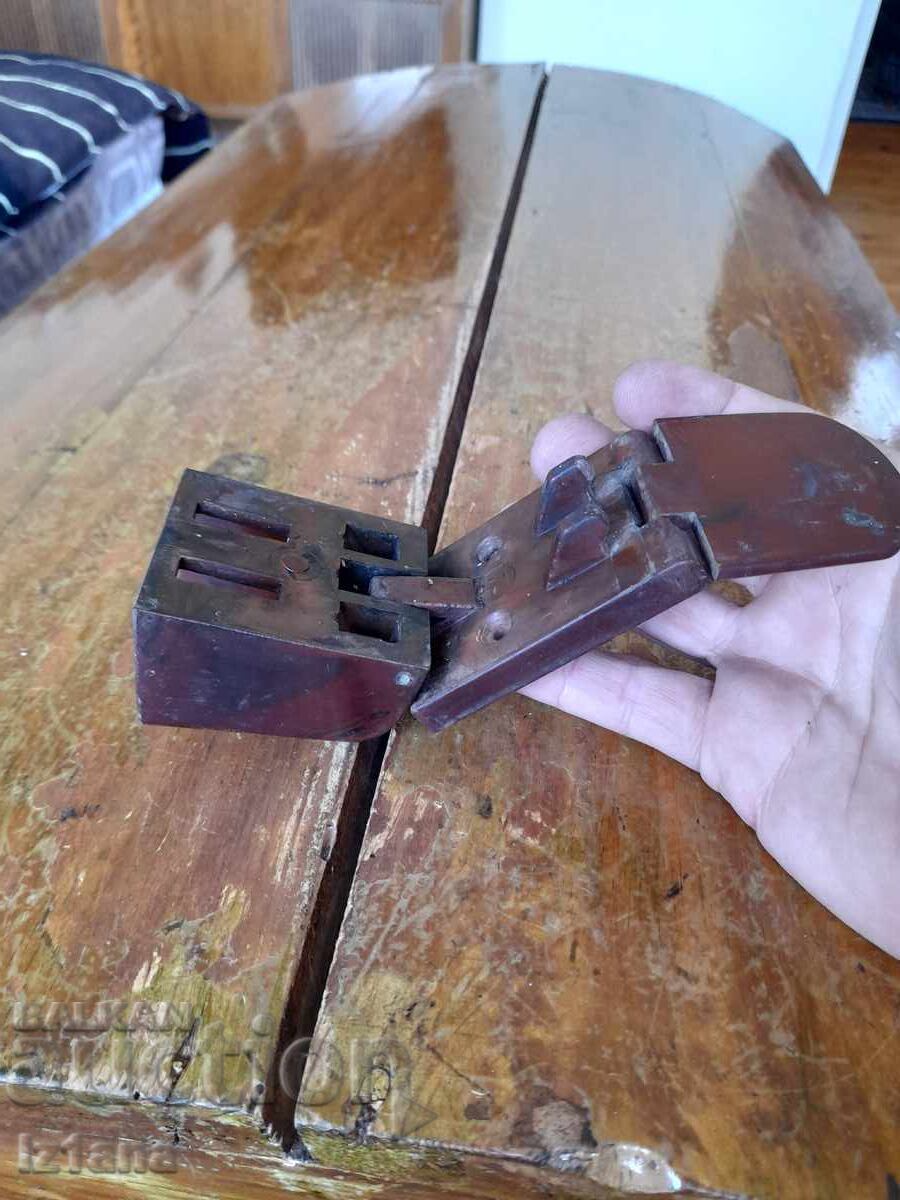 Παλαιό τασάκι ΒΔΣ - 6 Παλαιό τασάκι ΒΔΣ - 6