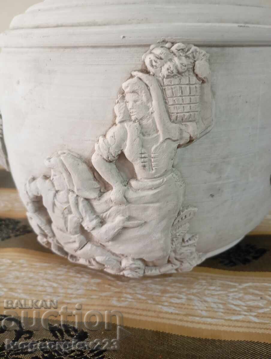 Доставка на Стара керамична ваза