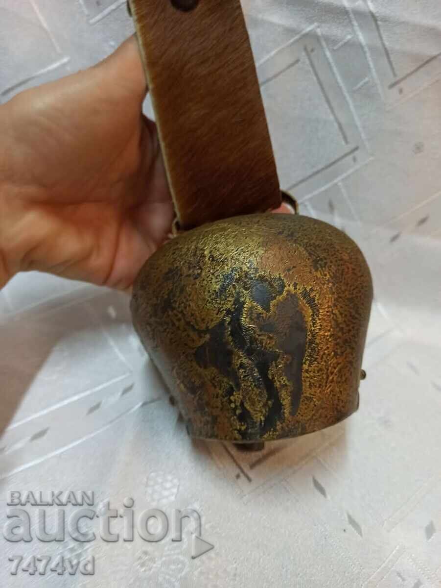 Доставка на Хлопка с хубав силен звук -Германия. Доставка на Хлопка с хубав силен звук -Германия.