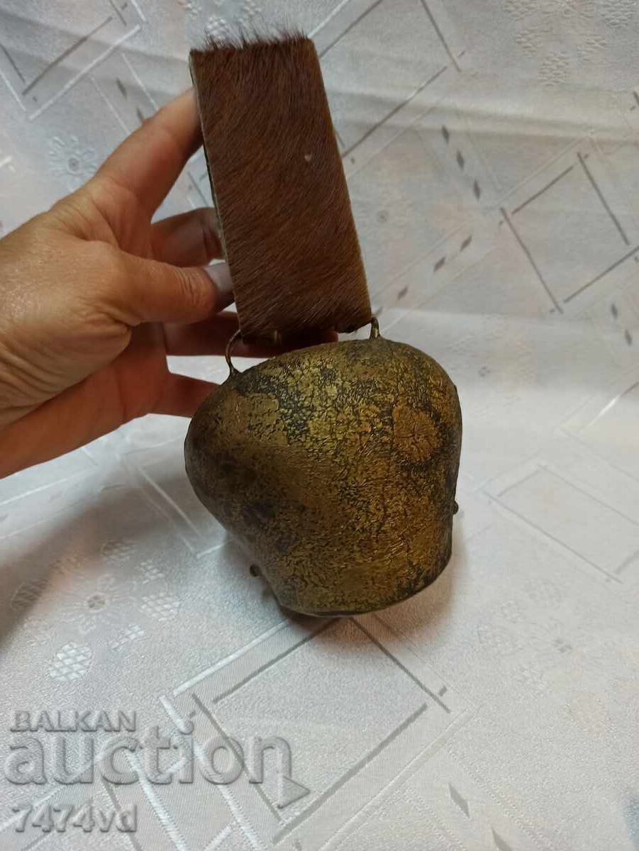 Хлопка с хубав силен звук -Германия. Хлопка с хубав силен звук -Германия.