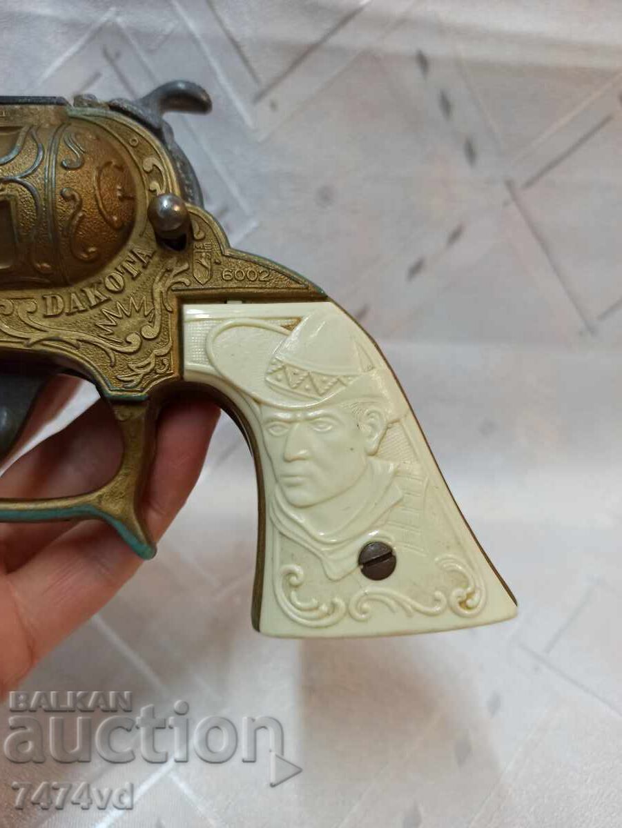 Jucărie din plastic vintage rară, anii '50, DBGM, W. GERMANIA cu preț 70.00 BGN | € 35.79