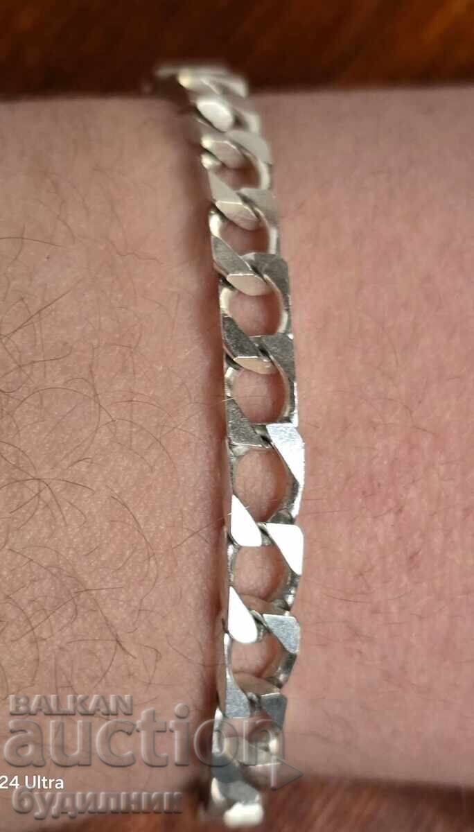 Аукцион Сребърна Масивна гривна. 925 Проба. 9,85 Грама. 19см. Пускам Аукцион Сребърна Масивна гривна. 925 Проба. 9,85 Грама. 19см. Пускам