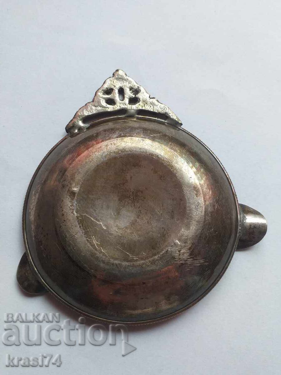 Silver ashtray with price 80.00 BGN | € 40.90 Silver ashtray with price 80.00 BGN | € 40.90