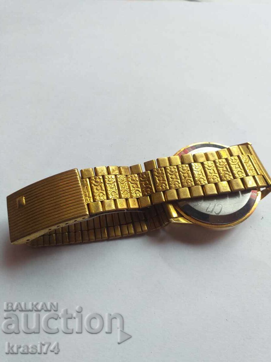 Ceas placat cu aur cu preț 65.00 BGN | € 33.23 Ceas placat cu aur cu preț 65.00 BGN | € 33.23