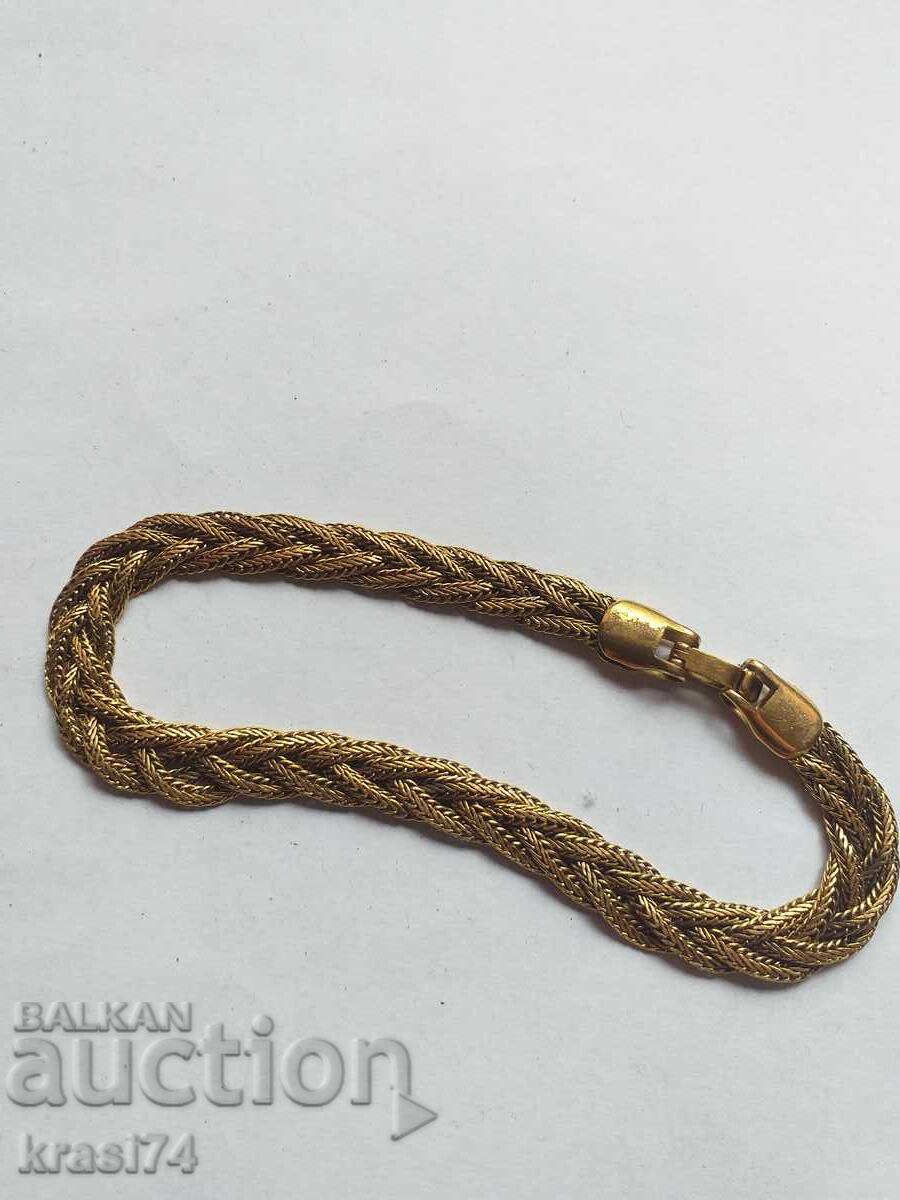 Επιχρυσωμένο βραχιόλι με τιμή 30.00 BGN | € 15.34