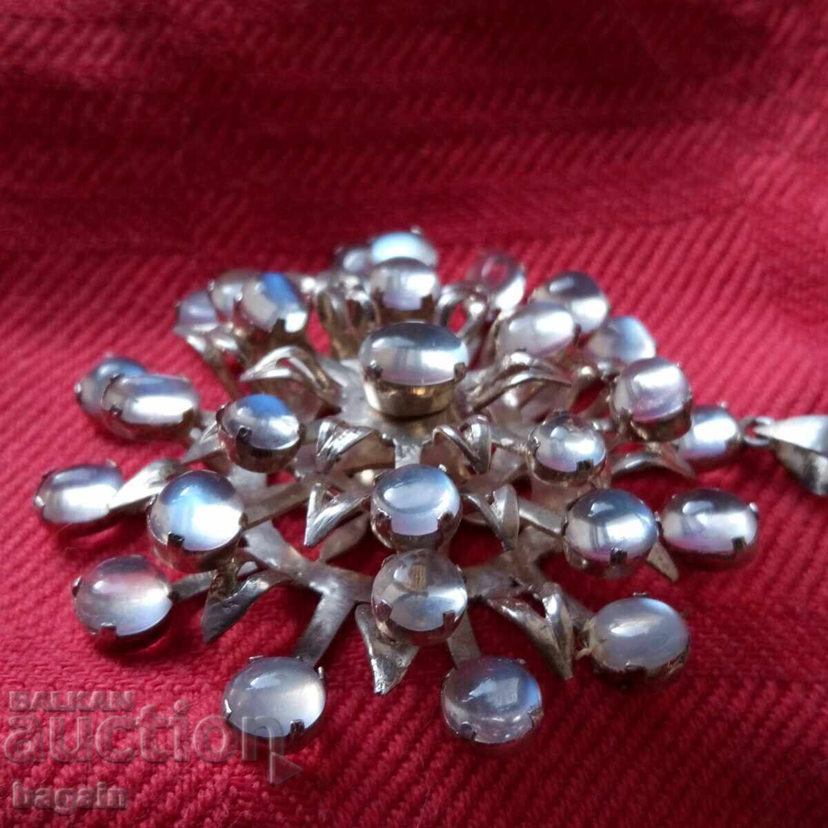 Unique opal pendant with price 250.00 BGN | € 127.82