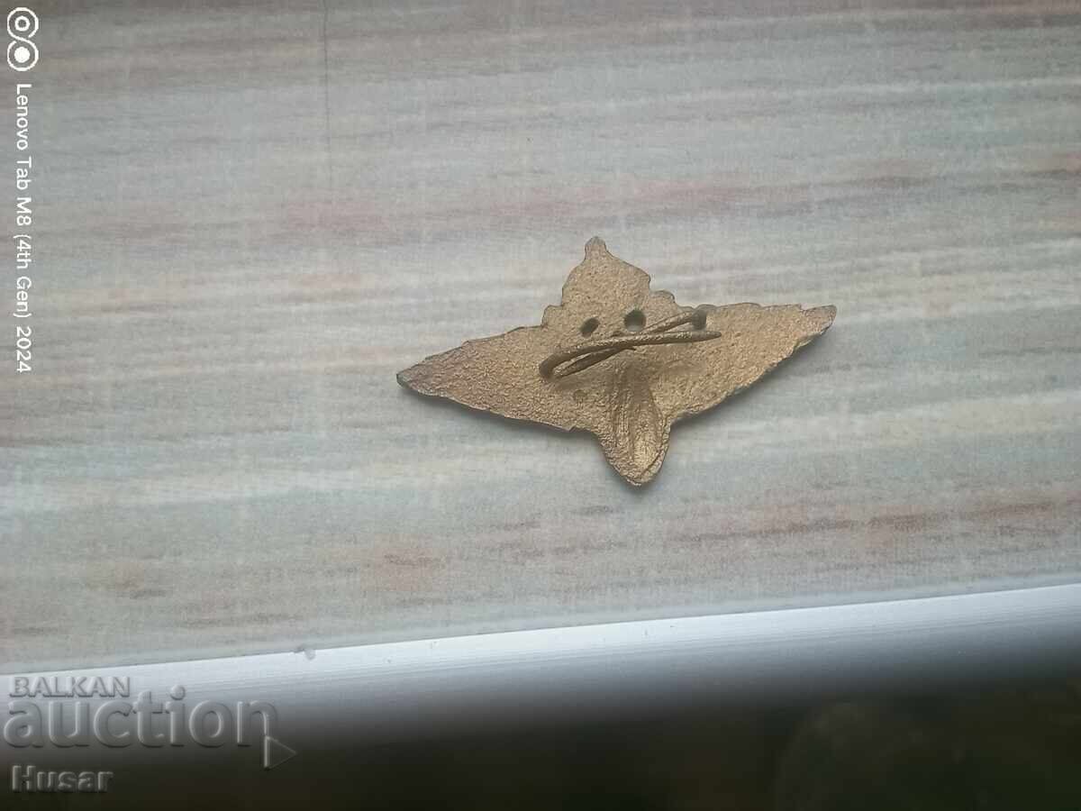 Delivery of Royal BDZ (Bulgarian State Railways) emblem, bronze
