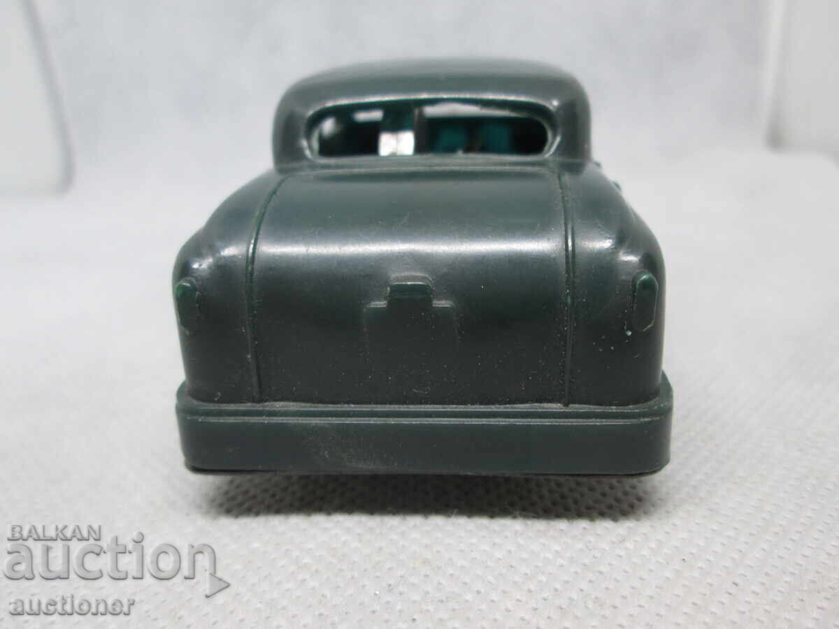 Delivery of POLICE CAR HUNGARY PLASTIC POLICE CAR -LAMEZ