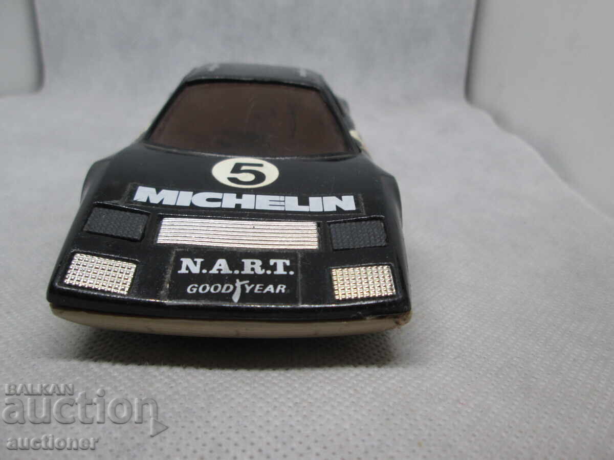 FERRARI 365 GT BB ΚΛΙΜΑΚΑ 1:23 με τιμή 10.00 BGN | € 5.11