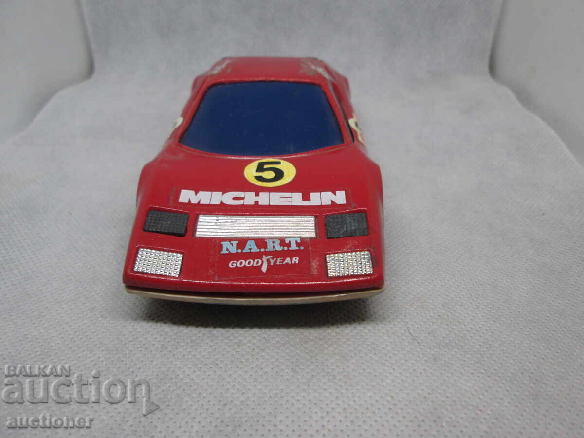 Аукцион FERRARI  365 GT BB SKALA 1:23-ЧЕРВЕНА