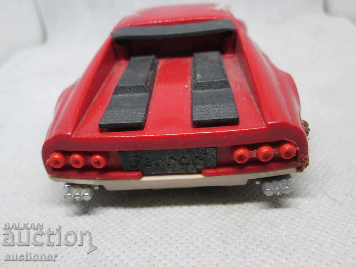 FERRARI  365 GT BB SKALA 1:23-ЧЕРВЕНА - 5