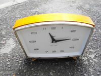 COLLECTOR'S DESK FIREPLACE WEEKLY CLOCK MAYAK