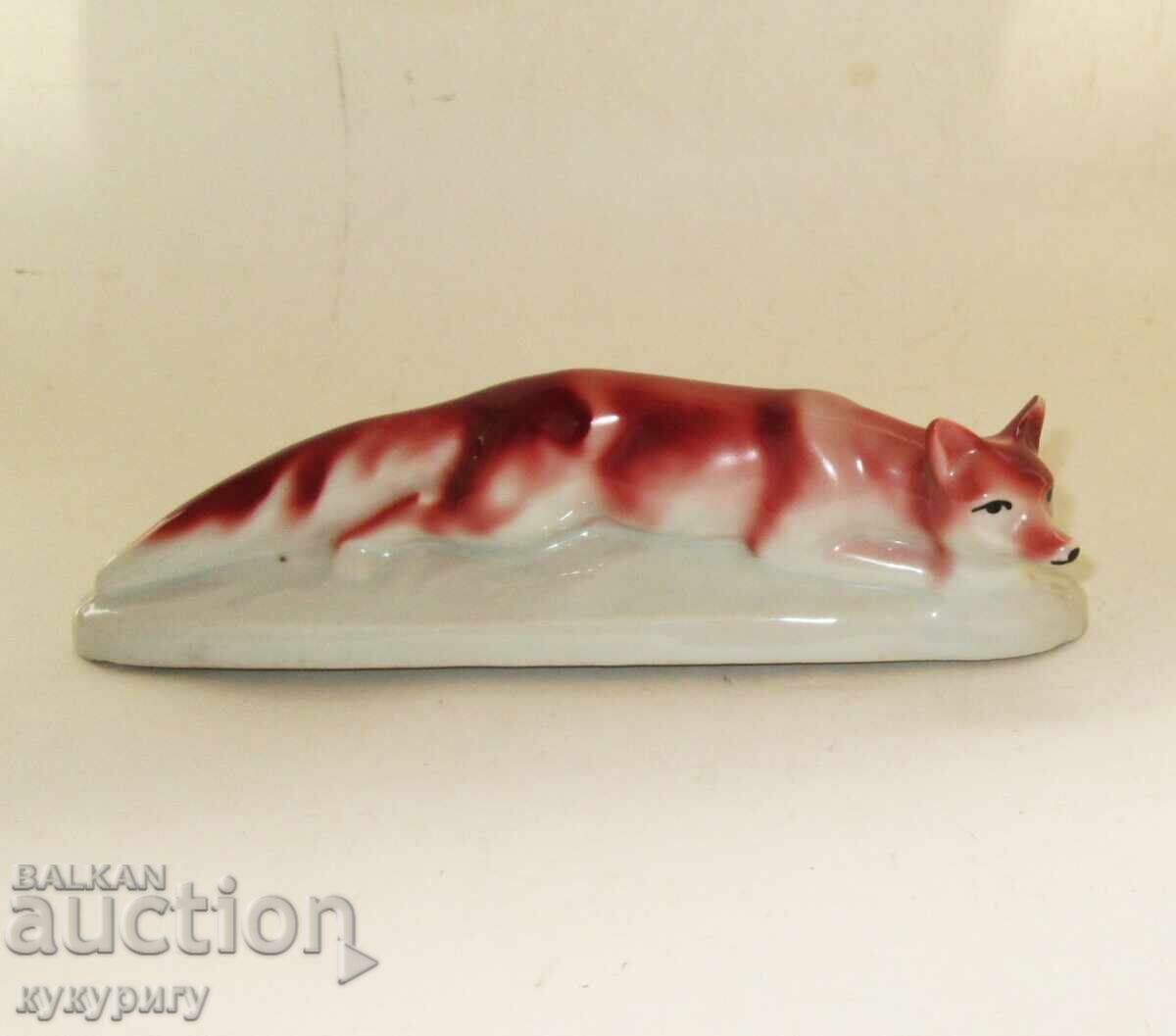 Стара Соц НРБ порцеланова статуетка фигура Лисица ИЗИДА