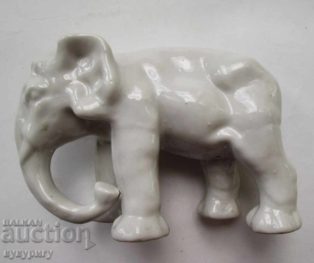 Παλαιά πορσελάνινη φιγούρα ελέφαντα από την Σοσιαλιστική Δημοκρατία της Βουλγαρίας με τιμή 50.00 BGN | € 25.56 Παλαιά πορσελάνινη φιγούρα ελέφαντα από την Σοσιαλιστική Δημοκρατία της Βουλγαρίας με τιμή 50.00 BGN | € 25.56