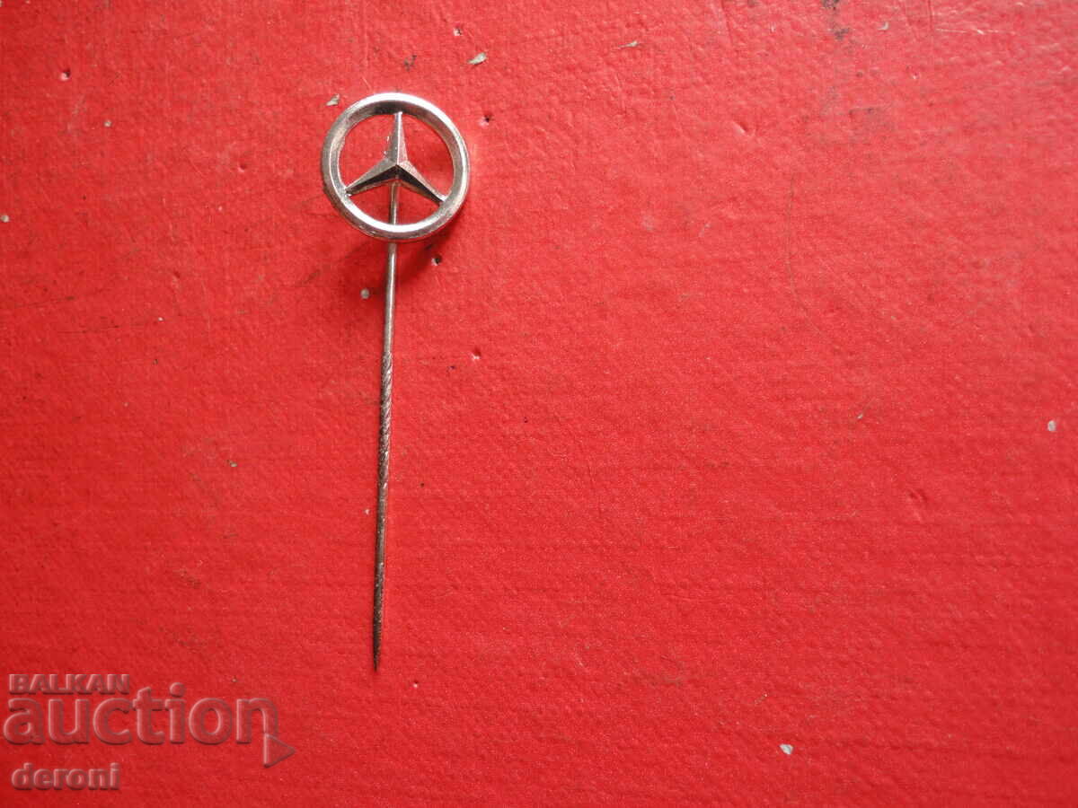 Semn emblemă Mercedes Mercedes cu preț 10.00 BGN | € 5.11