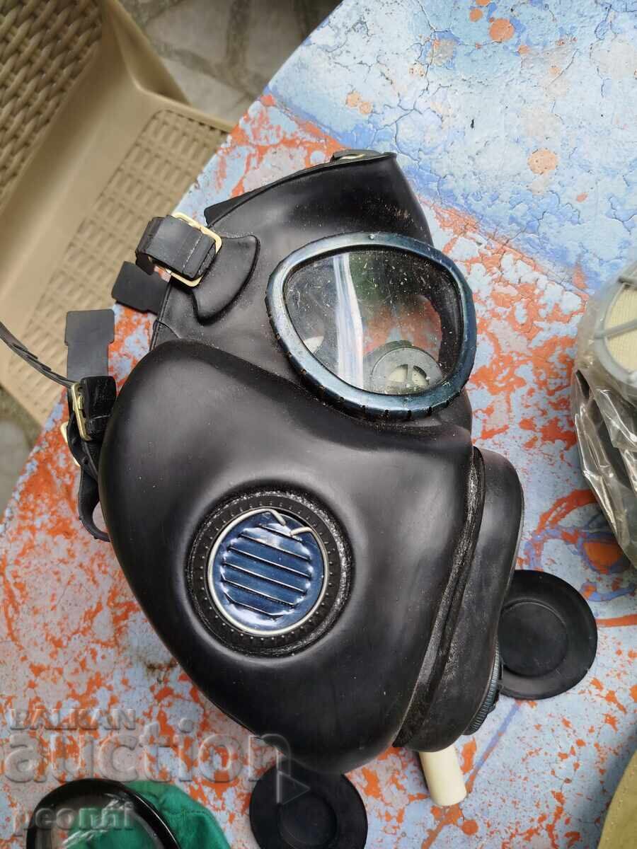 Delivery of Gas mask Delivery of Gas mask