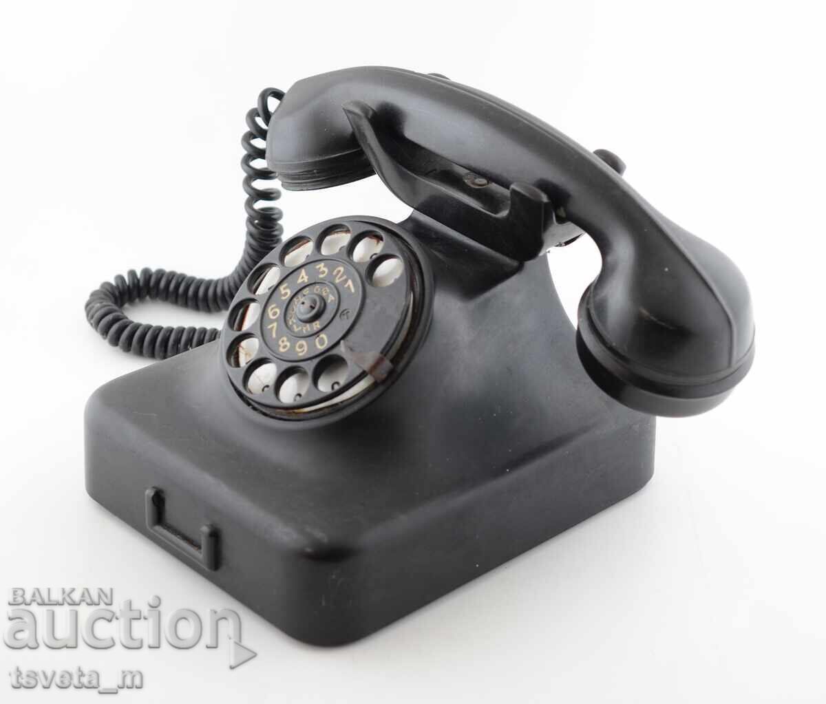 Telefon de telefon din bachelită, telefon din Regatul Bulgariei cu preț € 20.00 | 39.12 BGN