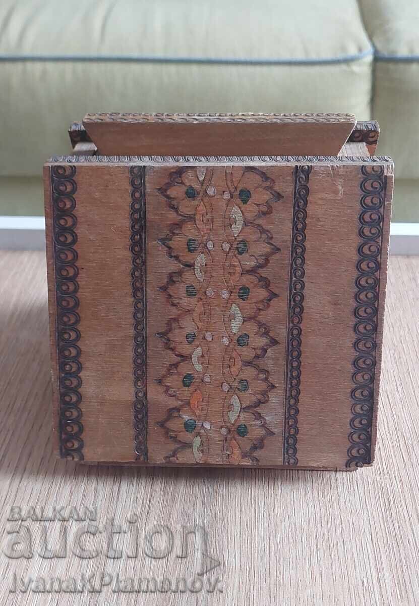 Cutie de lemn pentru țigări pirogravată retro pentru colecționari - 6