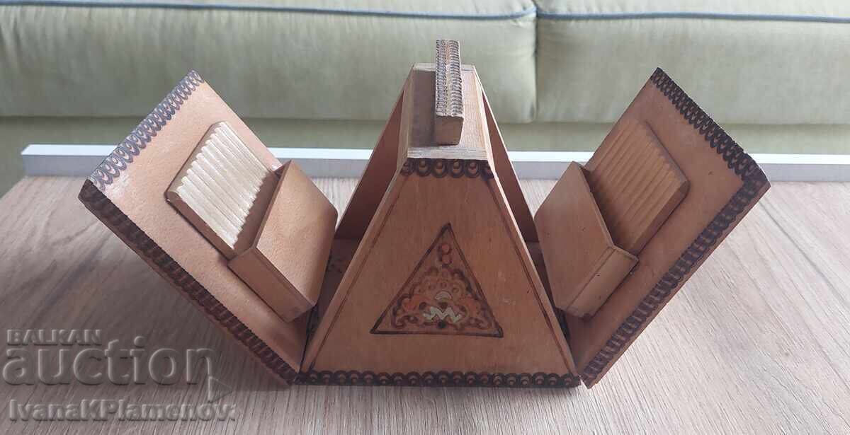 Cutie de lemn pentru țigări pirogravată retro pentru colecționari