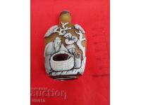 Sticluță veche de sticlă, China