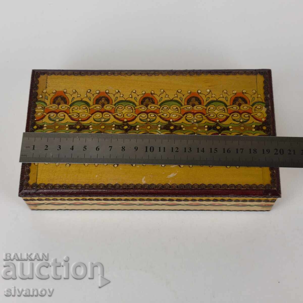 Old wooden cigarette box #5928 - 5