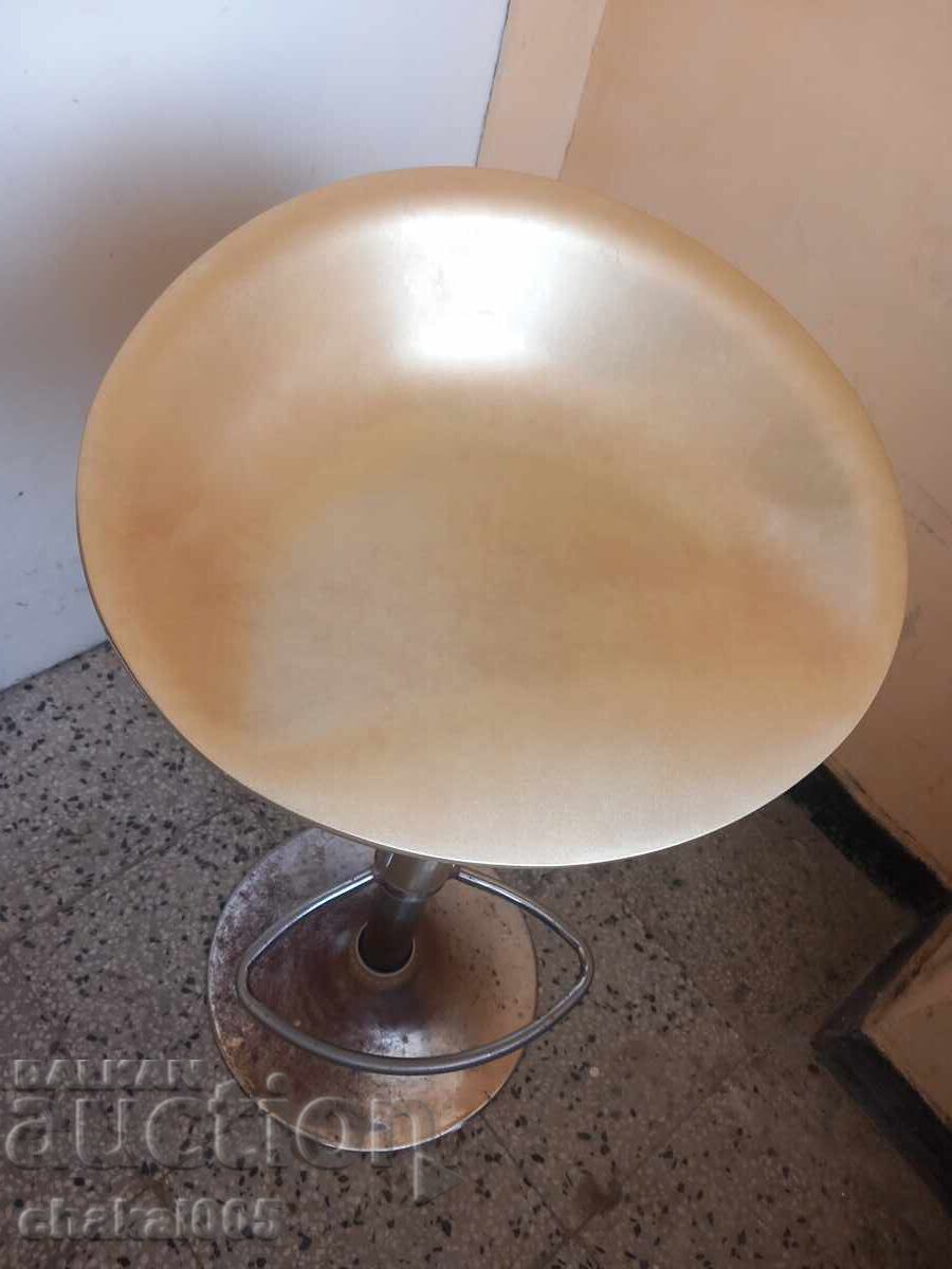 Auction  Stork Table