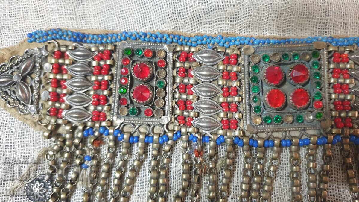 Αρχαίο κόσμημα από σατσάν και πολύχρωμους λίθους με τιμή 500.00 BGN | € 255.65 Αρχαίο κόσμημα από σατσάν και πολύχρωμους λίθους με τιμή 500.00 BGN | € 255.65