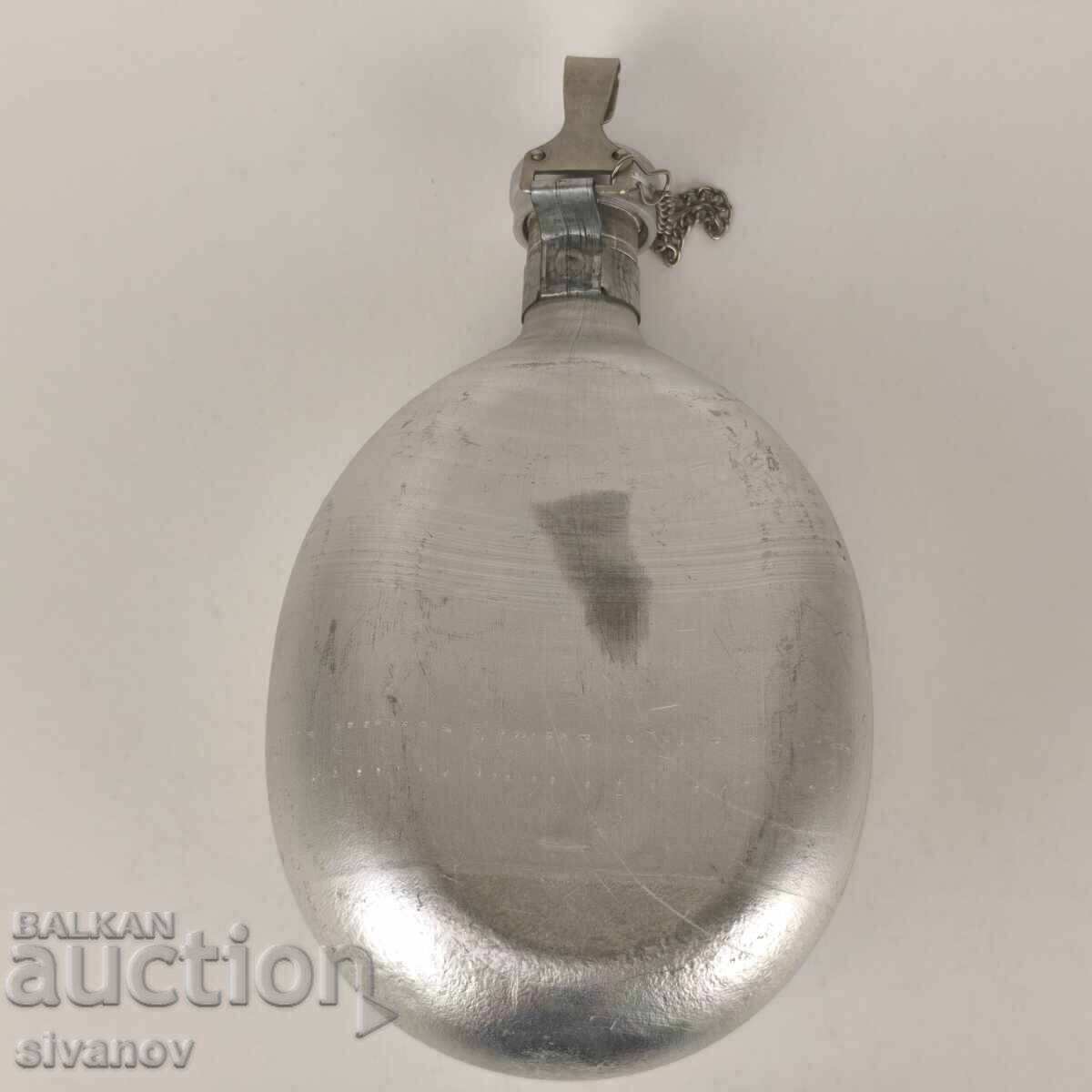 Old Bulgarian aluminum canteen 1 liter MZ Oborishte #5931 with price 14.99 BGN | € 7.66 Old Bulgarian aluminum canteen 1 liter MZ Oborishte #5931 with price 14.99 BGN | € 7.66