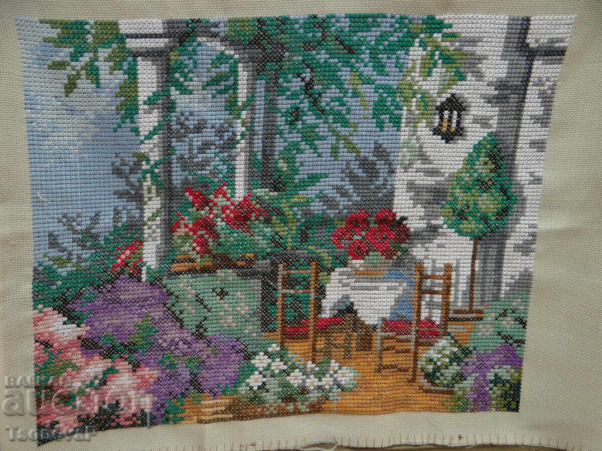 Бродирана градина с цена 5.00 лв. | € 2.56