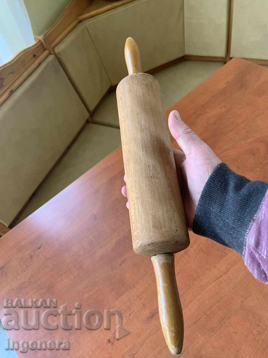 ASCUȚITOARE PENTRU ROLUIT LEMN VECHE FUNCȚIONALĂ cu preț 27.00 BGN | € 13.80