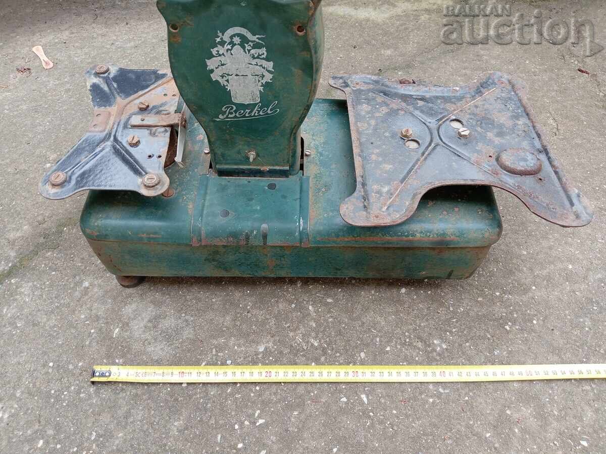 Berkel Vienna 1941 scale - 5