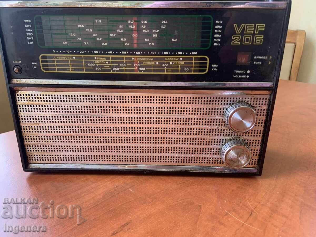 RADIO RADIOAPARAT "VEF 206" VEF 206 TRANZISTOR cu preț 12.00 BGN | € 6.14
