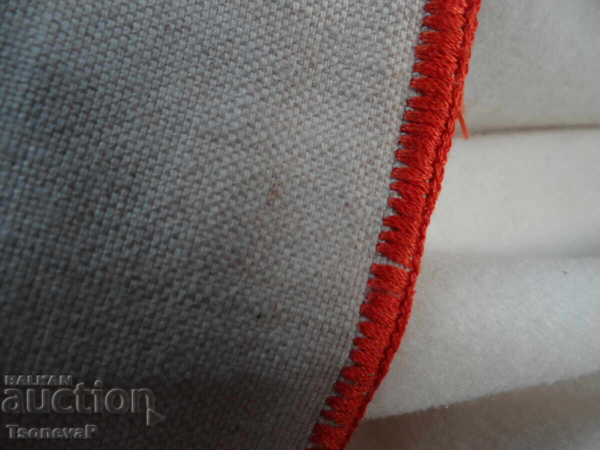 Livrarea Broderie în portocaliu și maro Livrarea Broderie în portocaliu și maro