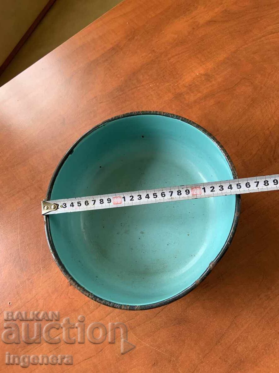 Cast Iron Pan, Large, Enameled, From the Socialist Era, Marked with price 15.00 BGN | € 7.67 Cast Iron Pan, Large, Enameled, From the Socialist Era, Marked with price 15.00 BGN | € 7.67