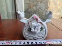 FIGURINĂ PORȚELAN STATUETĂ CUTIE INIMĂ PORUMBEL