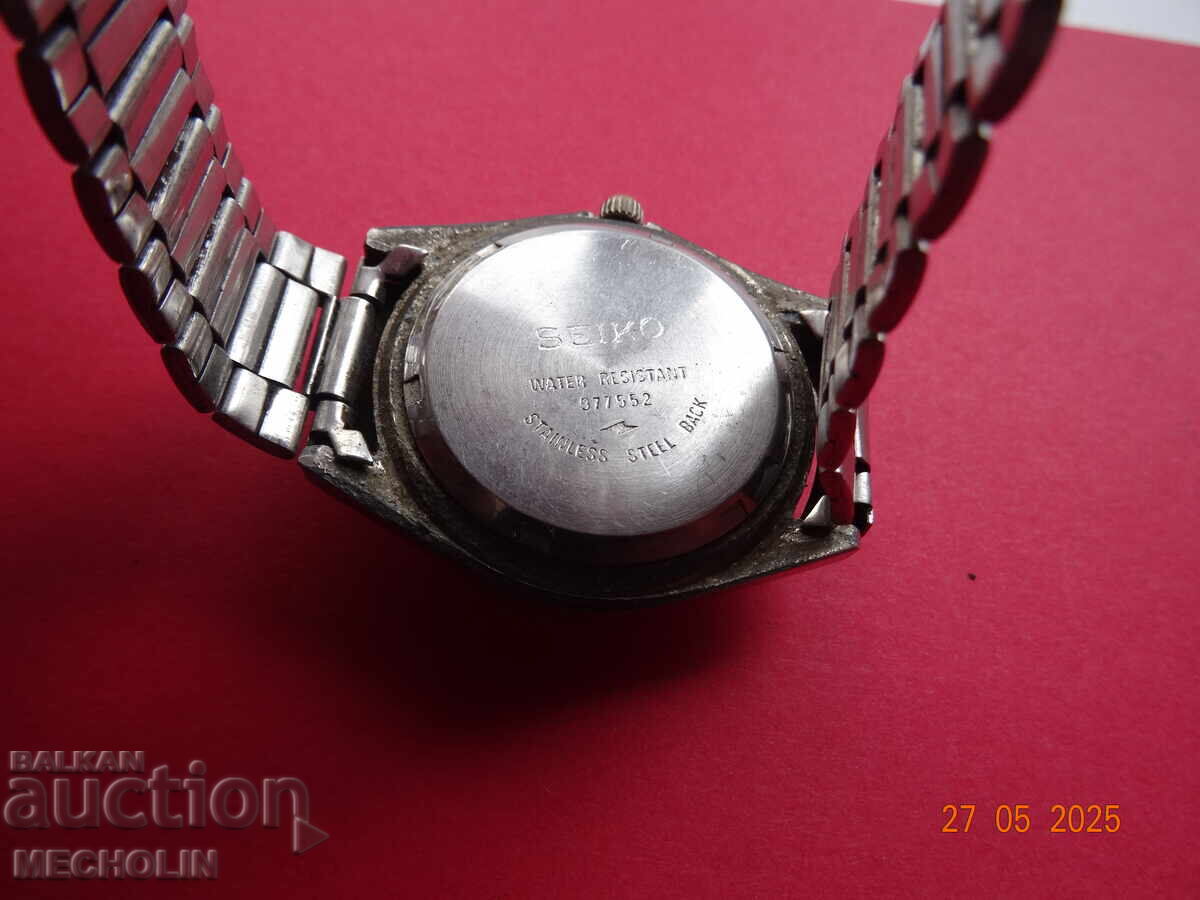 COLLECTOR'S WATCH - 5