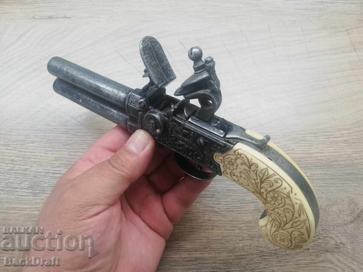 Αντίγραφο πιστόλι με πυρίτιδα διπλού κάννης, περίστροφο με τιμή 155.00 BGN | € 79.25